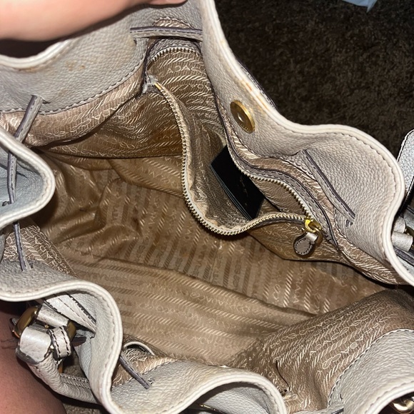 Prada Bag - Picture 4 of 7